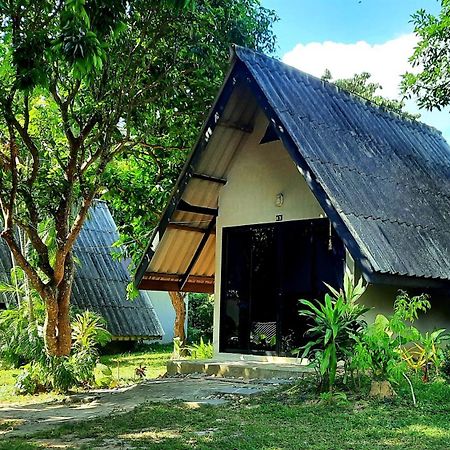 Cashewnut Tree Resort Ko Lanta Exteriör bild