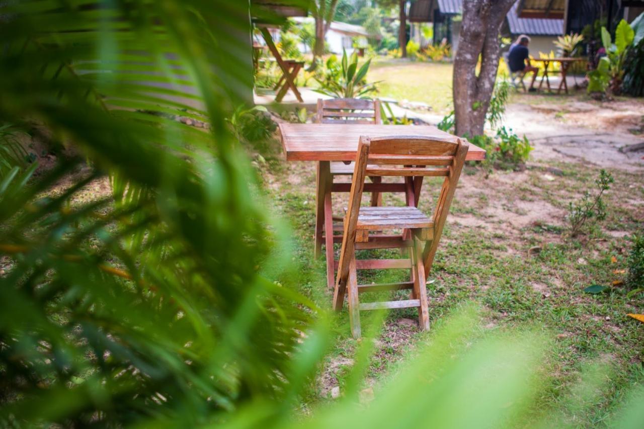 Cashewnut Tree Resort Ko Lanta Exteriör bild
