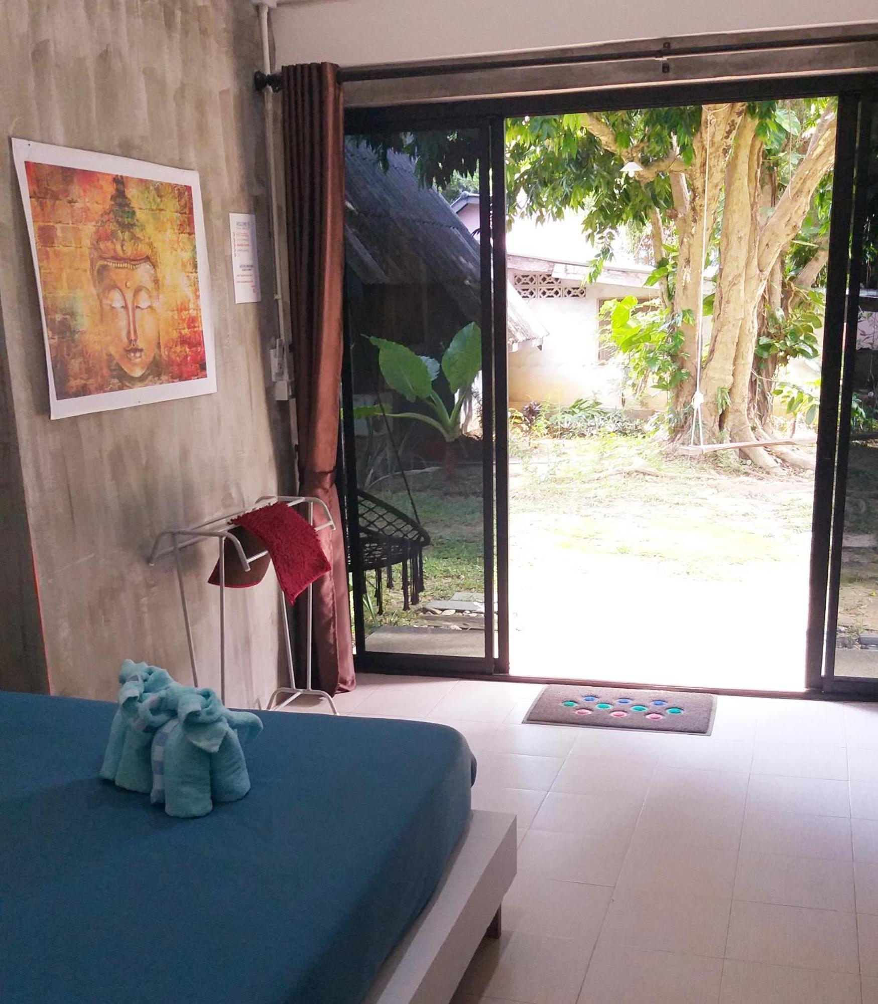 Cashewnut Tree Resort Ko Lanta Exteriör bild