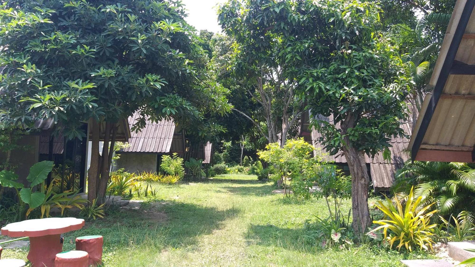 Cashewnut Tree Resort Ko Lanta Exteriör bild