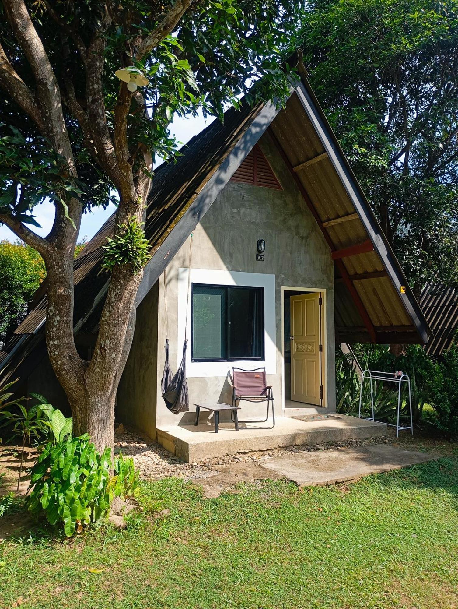 Cashewnut Tree Resort Ko Lanta Exteriör bild